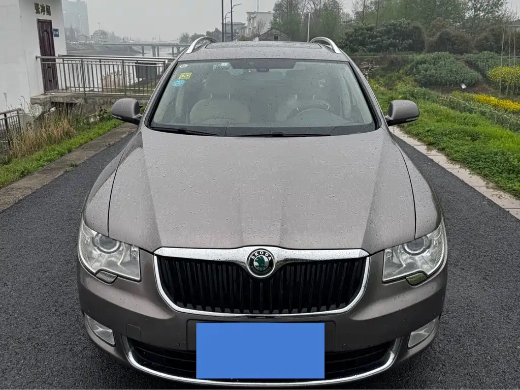 Skoda Superb (Import) — миниатюра 2