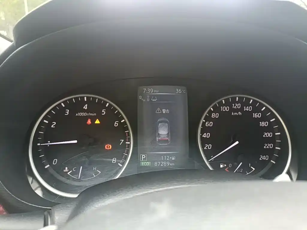 Nissan Bluebird — миниатюра 12