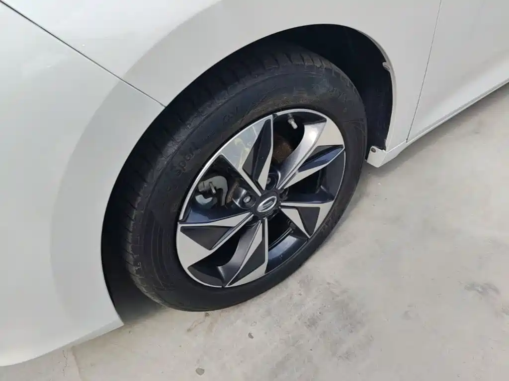 GAC Motor Trumpchi M6 — миниатюра 23