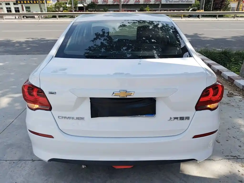 Chevrolet Cavalier — миниатюра 6