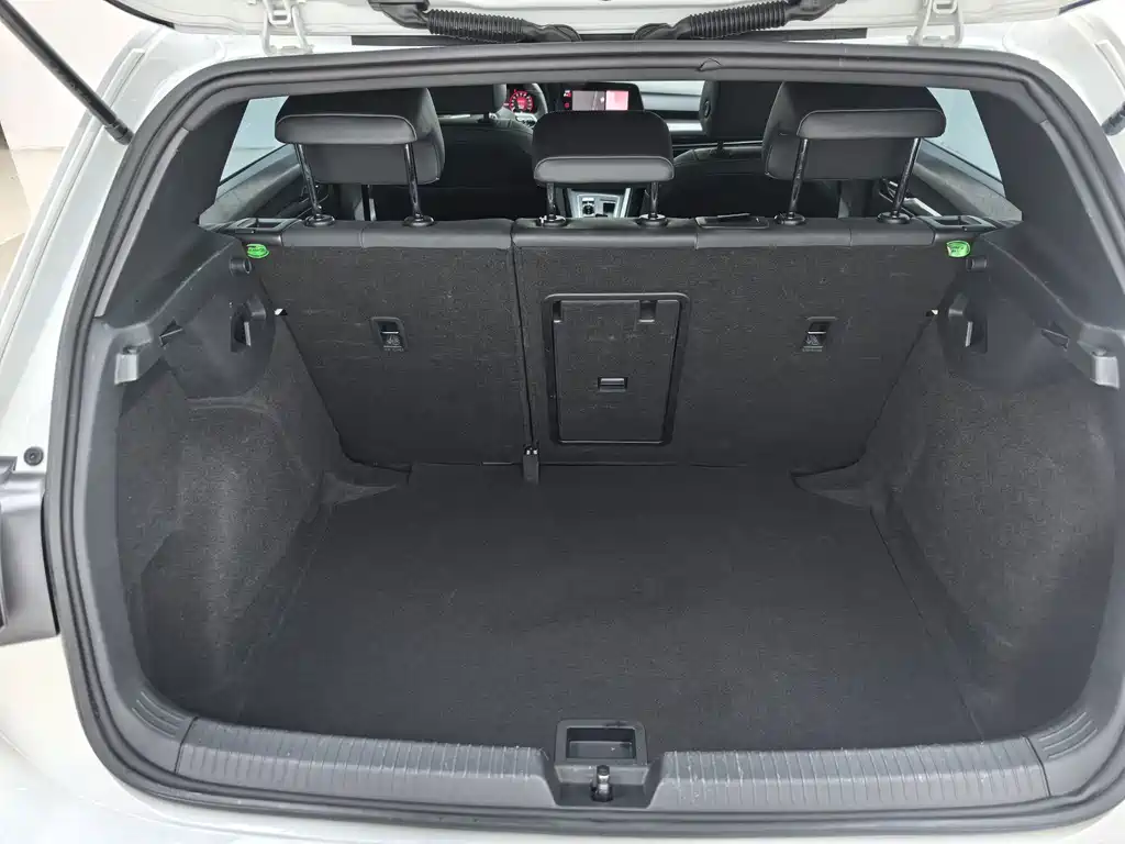 Volkswagen Golf — миниатюра 20