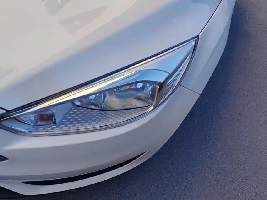 Ford Focus — миниатюра 5