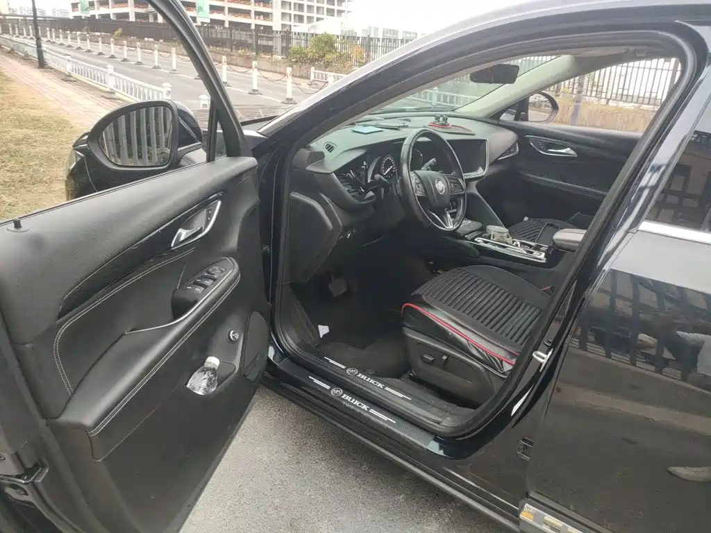 Buick Envision Plus — миниатюра 12