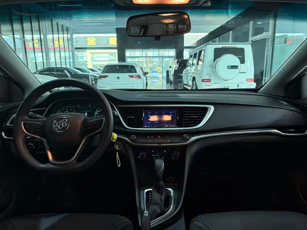 Buick Excelle — миниатюра 8