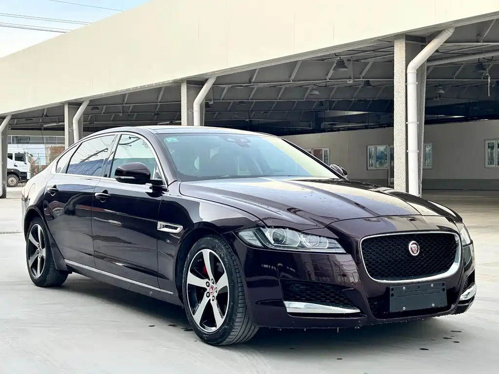 JAGUAR XFL