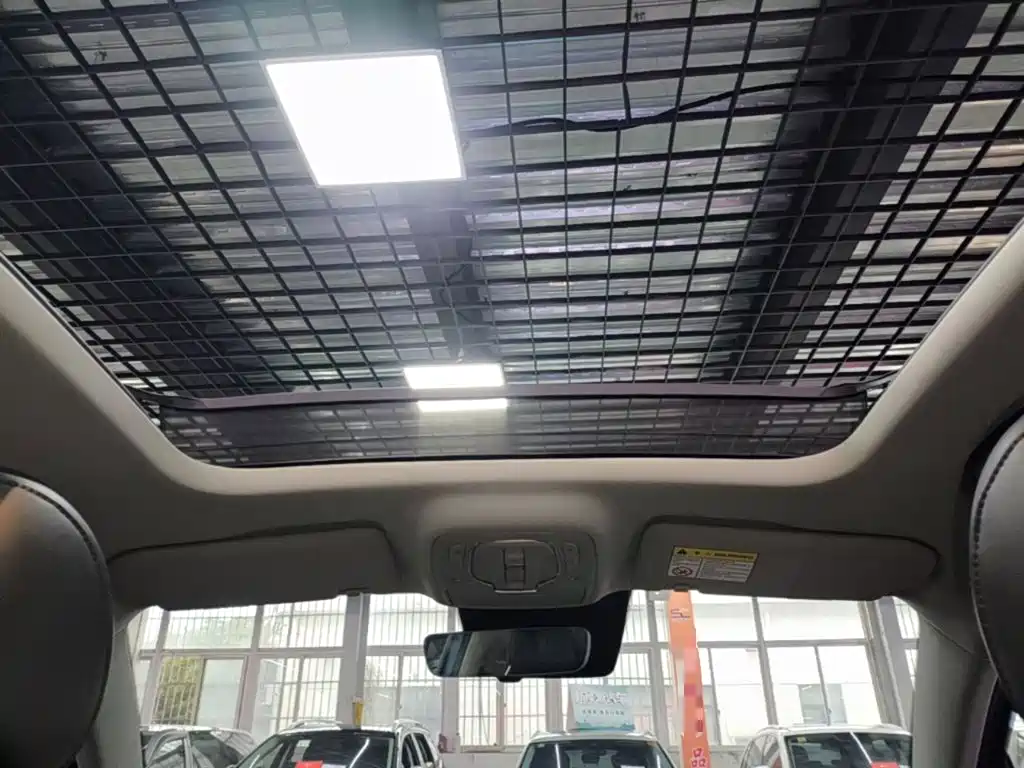 Roewe RX5 eMAX — миниатюра 18