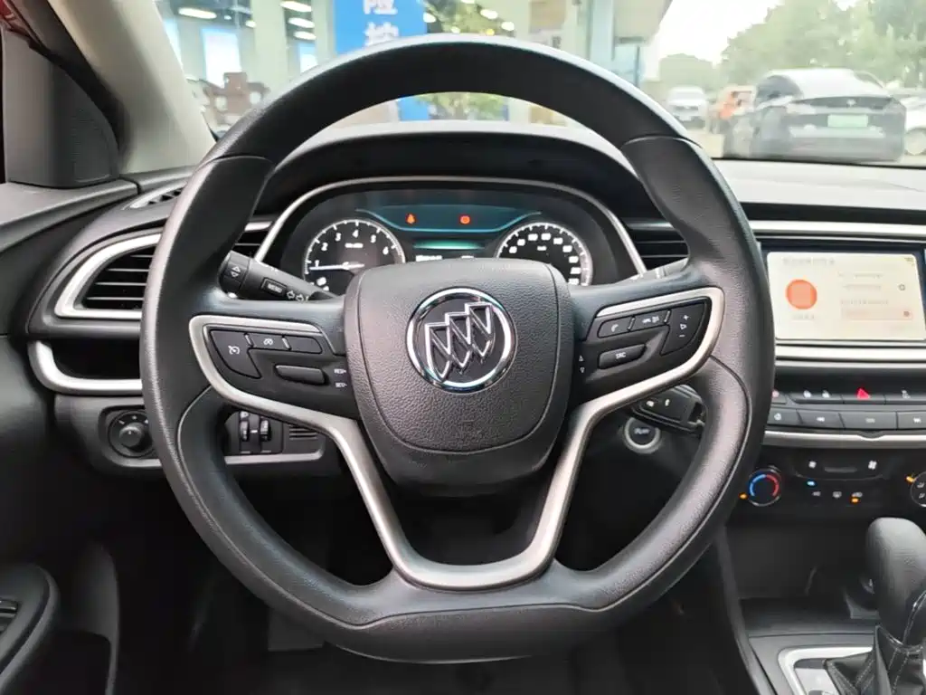 Buick Excelle — миниатюра 11