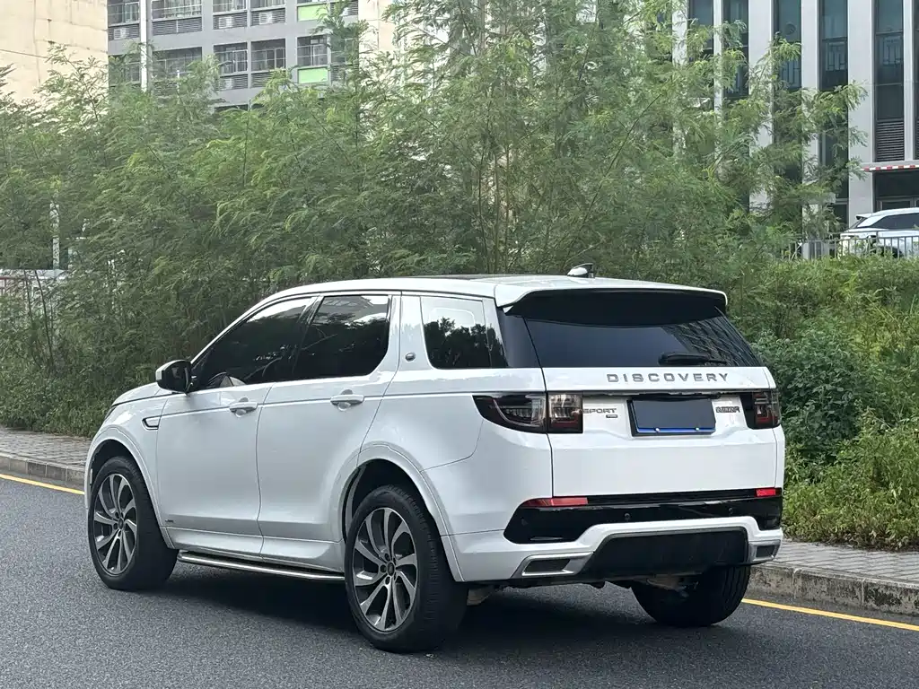 Land Rover Discovery Sport — миниатюра 21