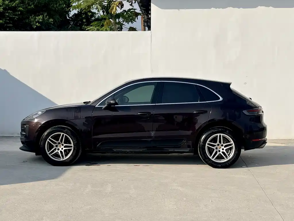 Porsche Macan — миниатюра 5