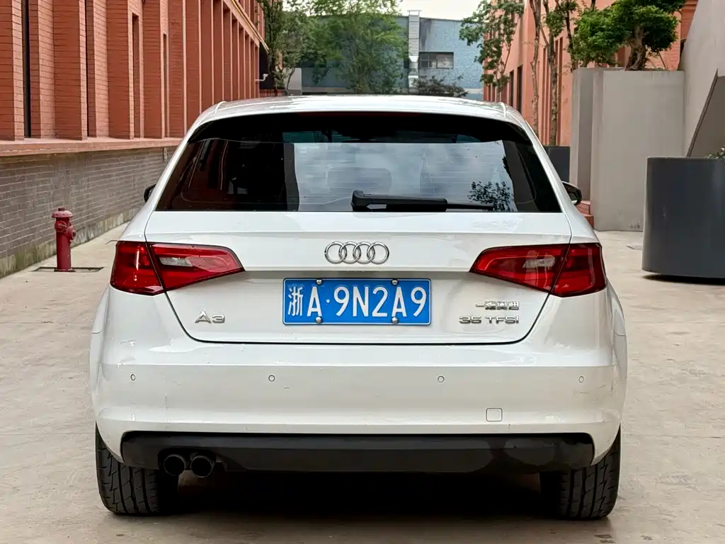 Audi A3 2014 Sportback 35 TFSI AT Comfort