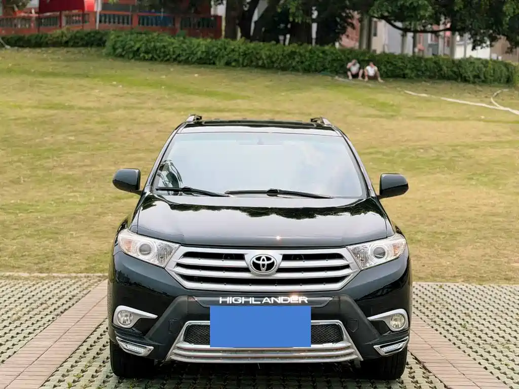 Toyota Highlander — миниатюра 2