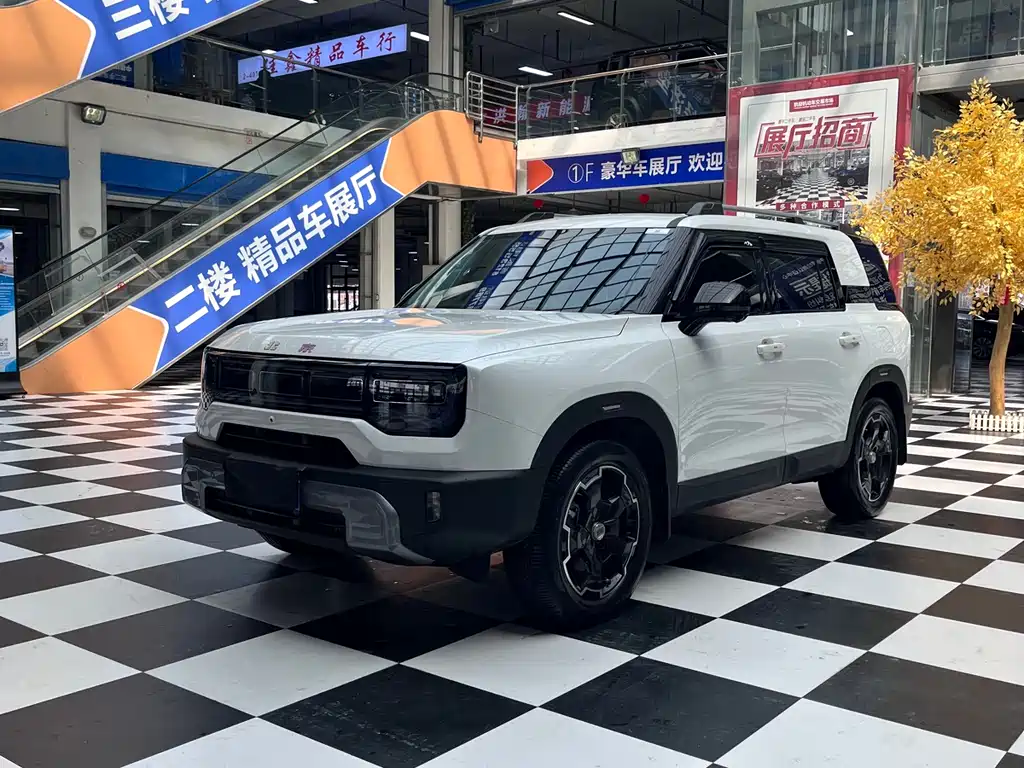 Beijing Off-Road BJ30 2024