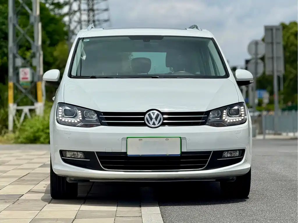 Volkswagen Xia 2018 380TSI Premium 7 мест