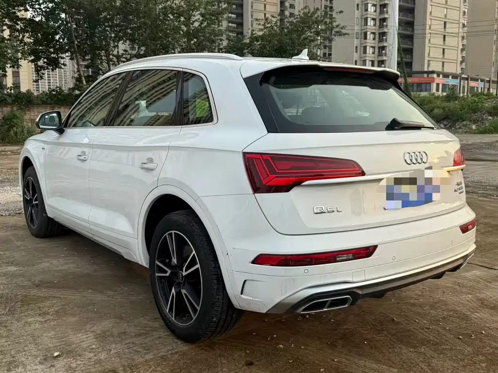 Audi Q5L — миниатюра 10