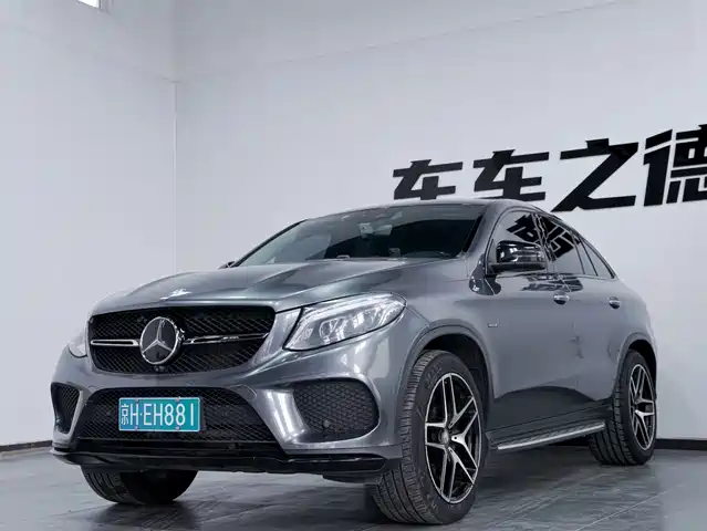 Mercedes-Benz GLE — фото 1