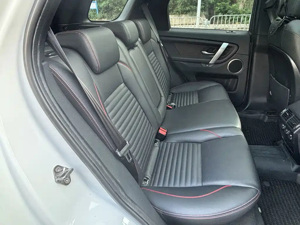 Land Rover Discovery Sport — миниатюра 11