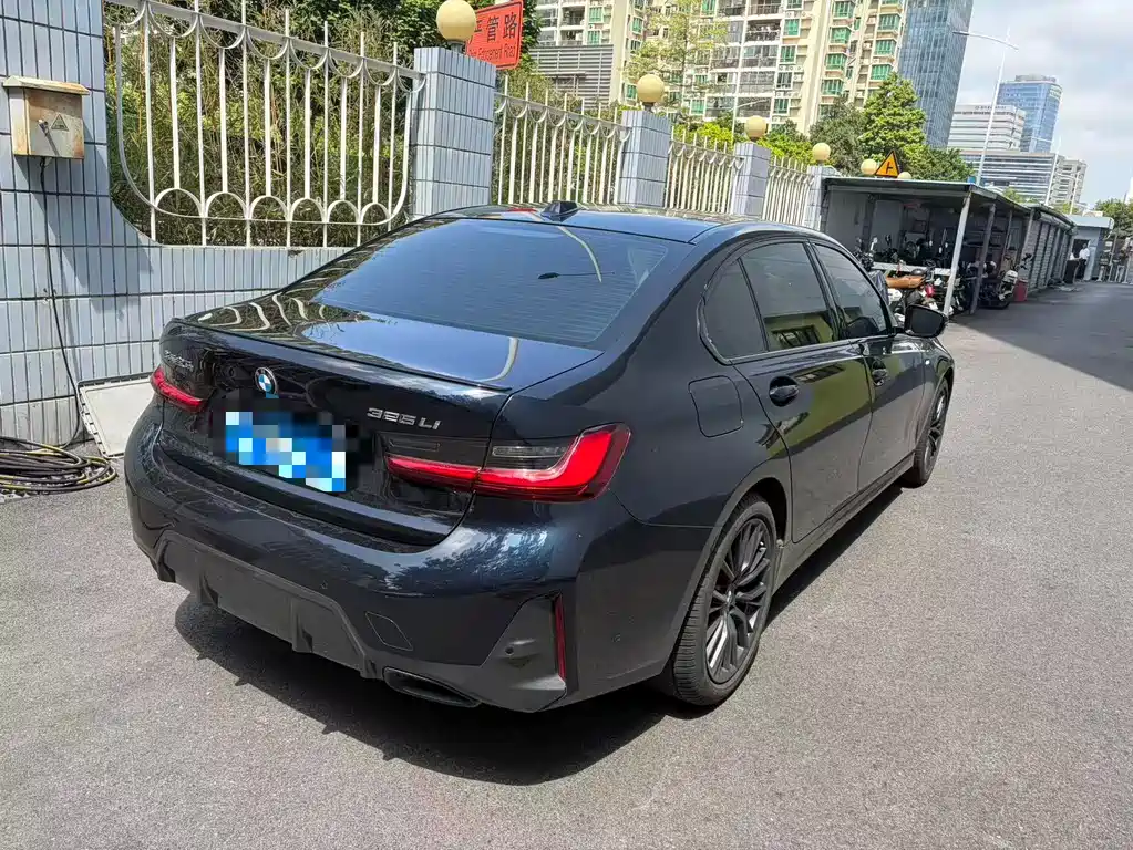 BMW 3 Series — миниатюра 4