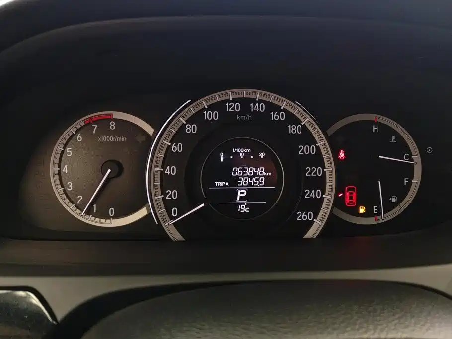 Honda Accord — миниатюра 14