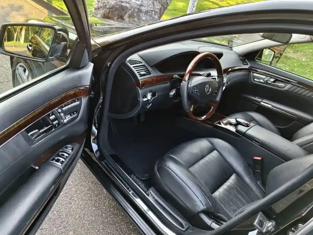 Mercedes-Benz S-Class — миниатюра 11