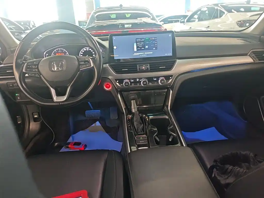 Honda Accord — миниатюра 10