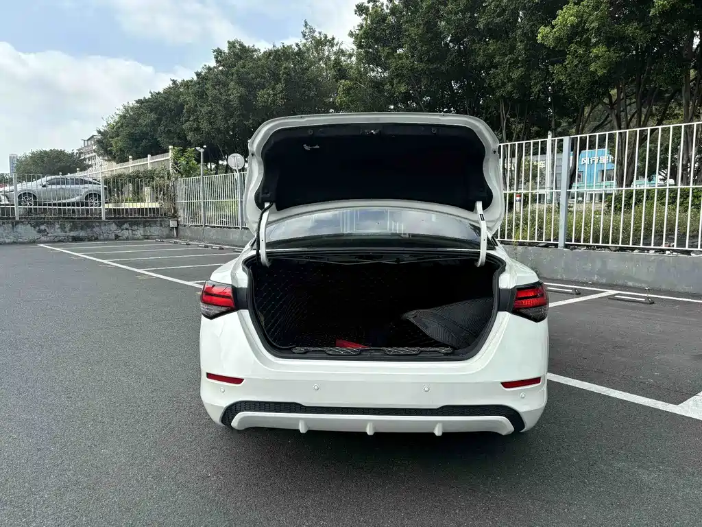 Nissan Sylphy — миниатюра 14