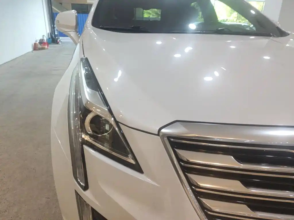 Cadillac XT5 — миниатюра 8