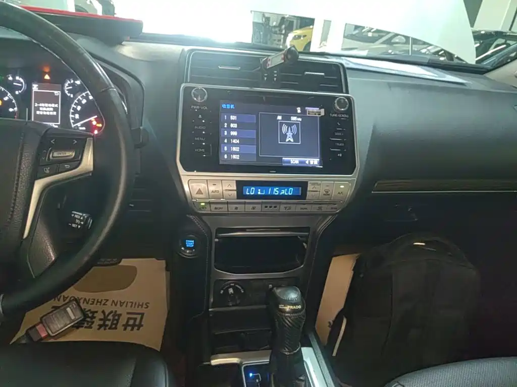 Toyota Prado — миниатюра 13