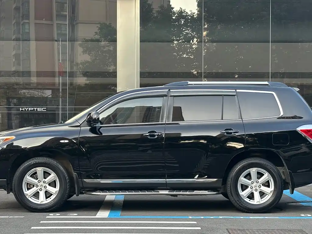 Toyota Highlander — миниатюра 4