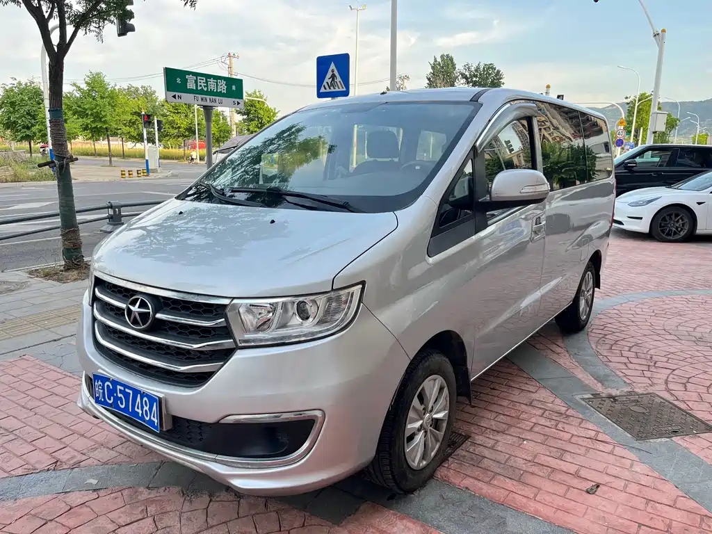 JAC Refine Refine M3 2017