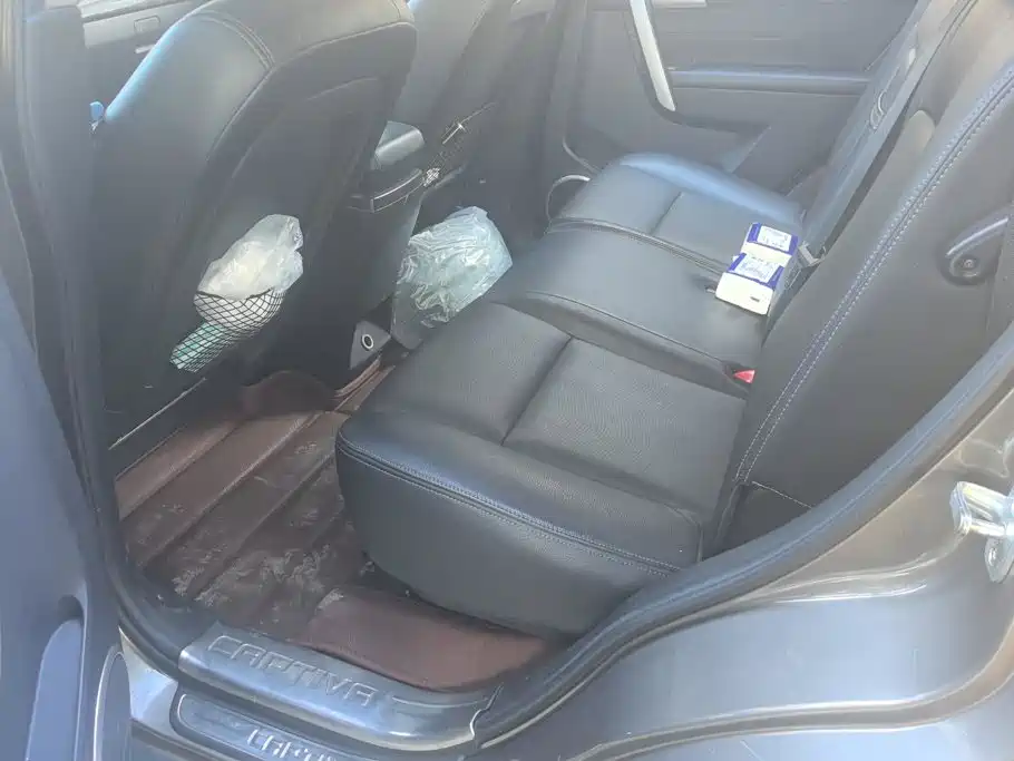 Chevrolet Captiva — миниатюра 11