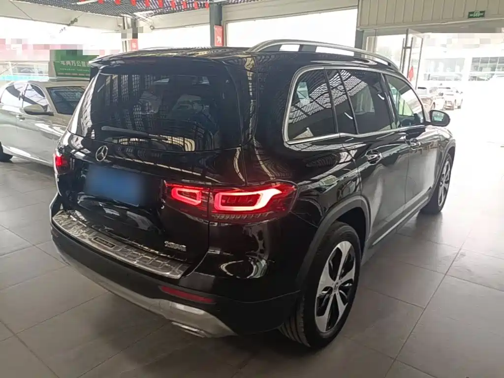 Mercedes-Benz GLB — миниатюра 7