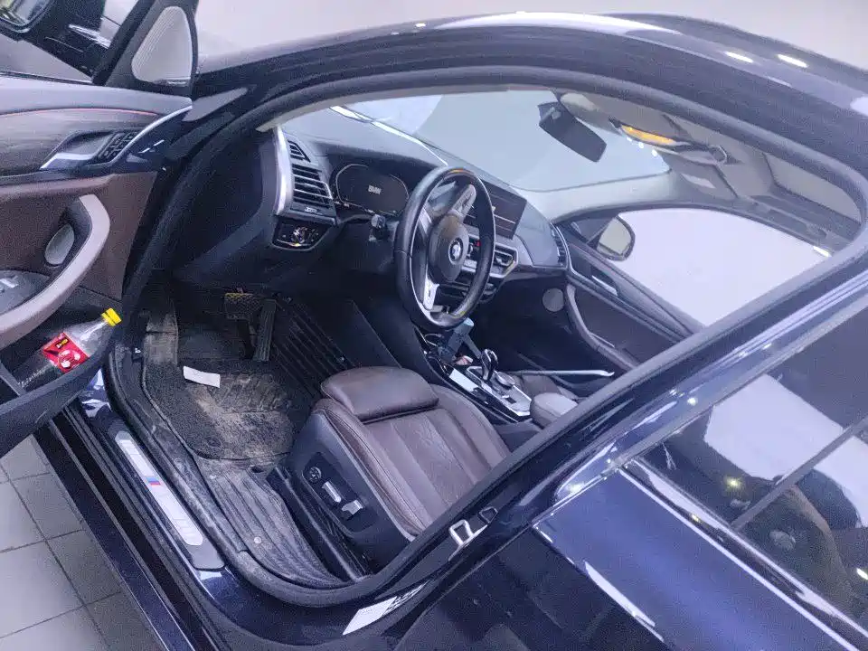 BMW X3 — миниатюра 4