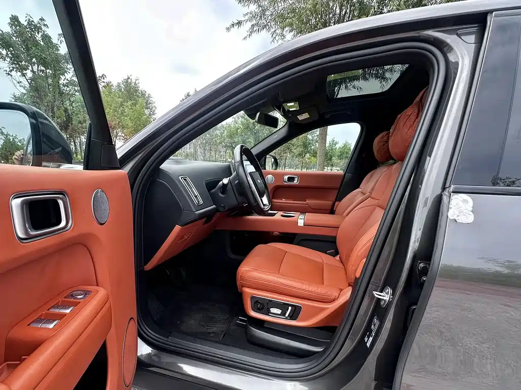 Li Auto Li L8 — миниатюра 4