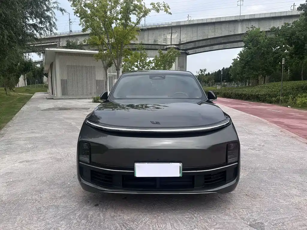 Li Auto Li L8 — миниатюра 2