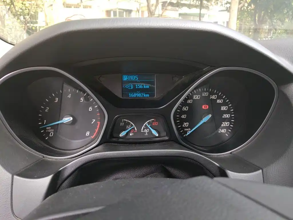 Ford Focus — миниатюра 13