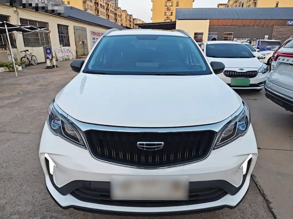 Geely Vision X3 — миниатюра 3