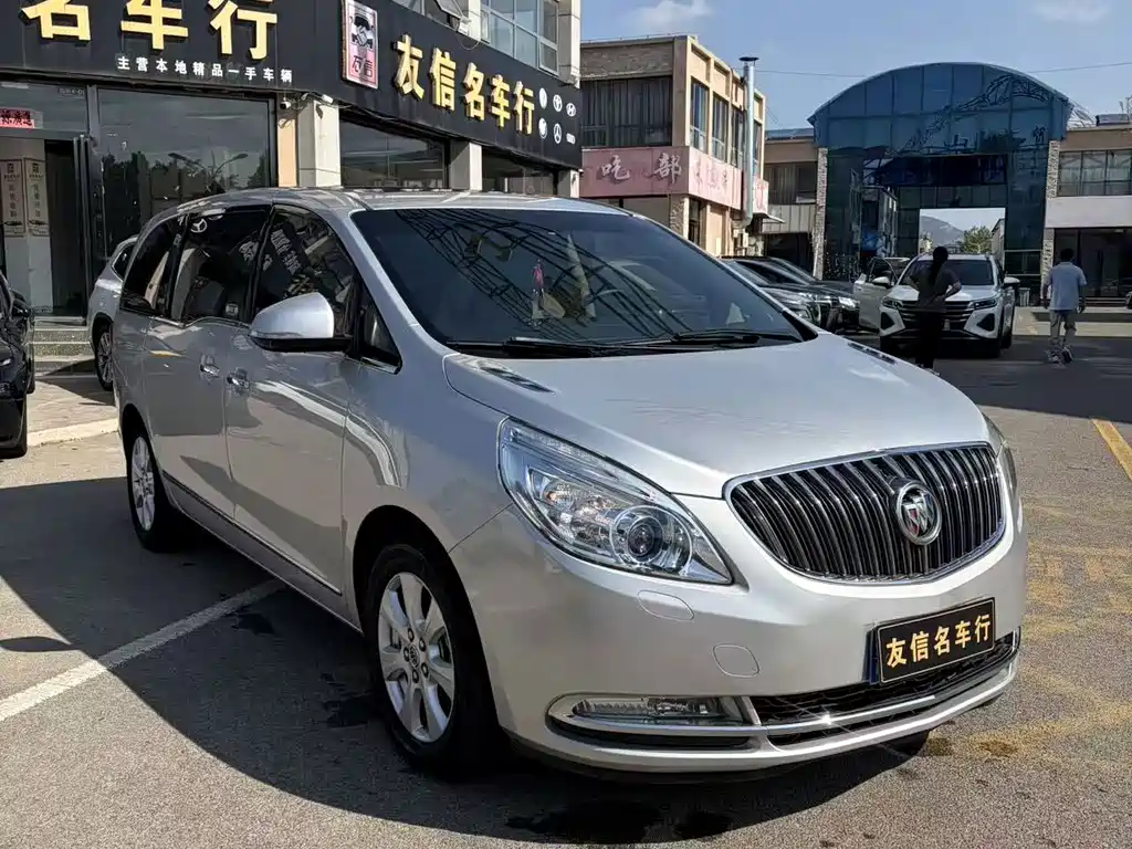 Buick GL8 — миниатюра 3