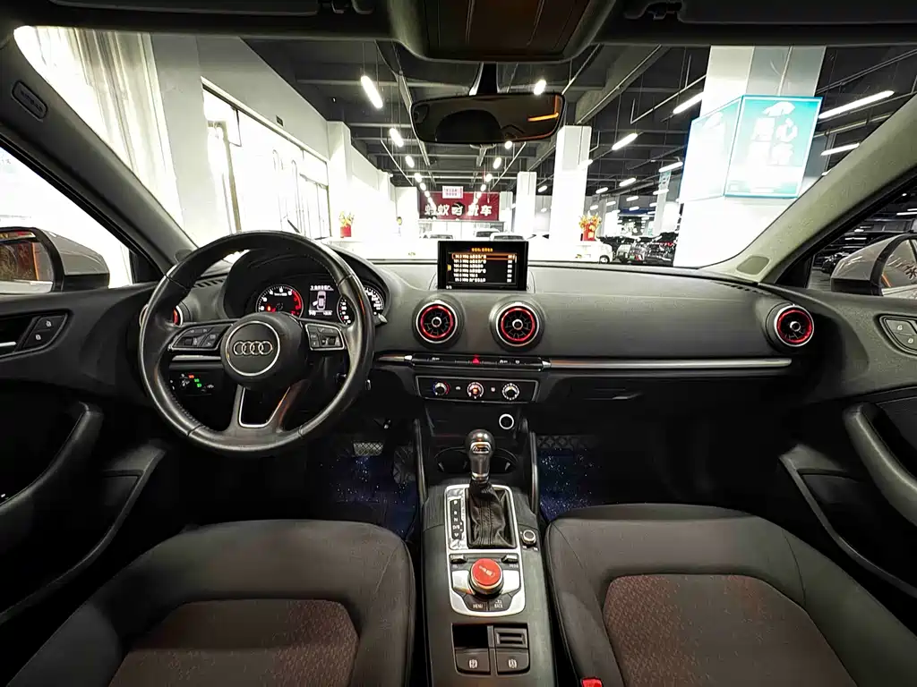 Audi A3 — миниатюра 12