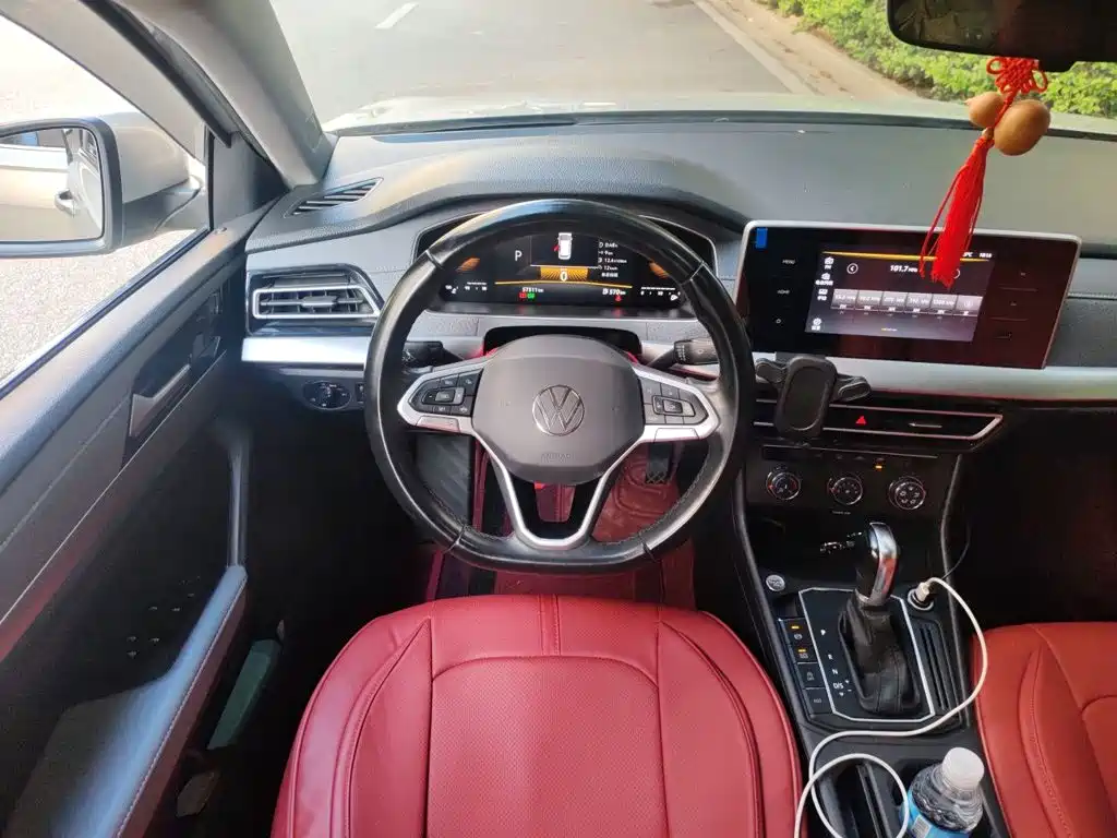 Volkswagen Lavida — миниатюра 3