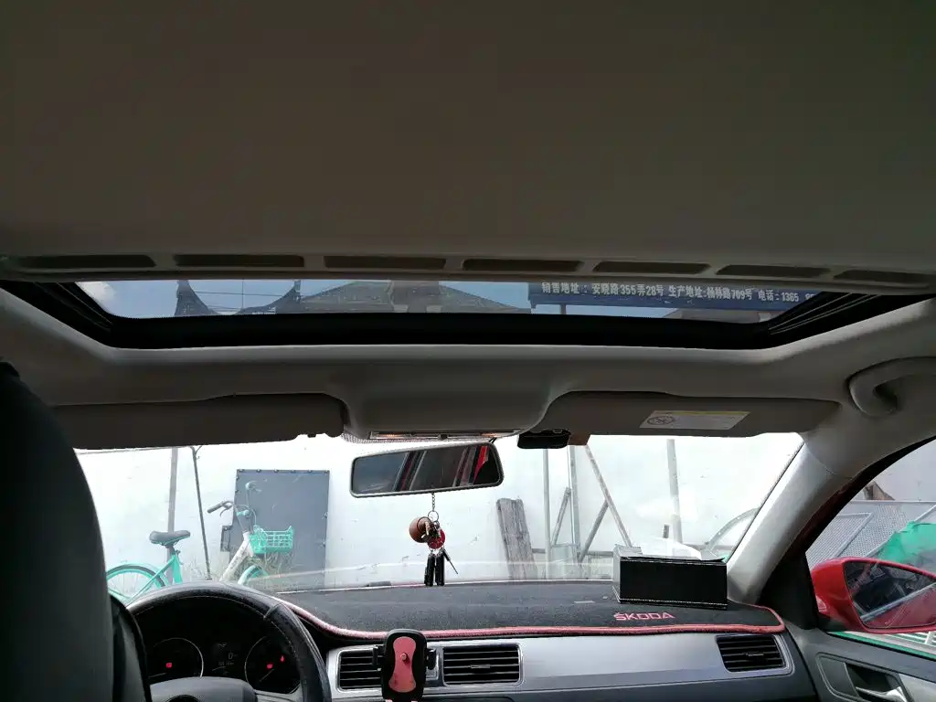Skoda Rapid Spaceback — миниатюра 15
