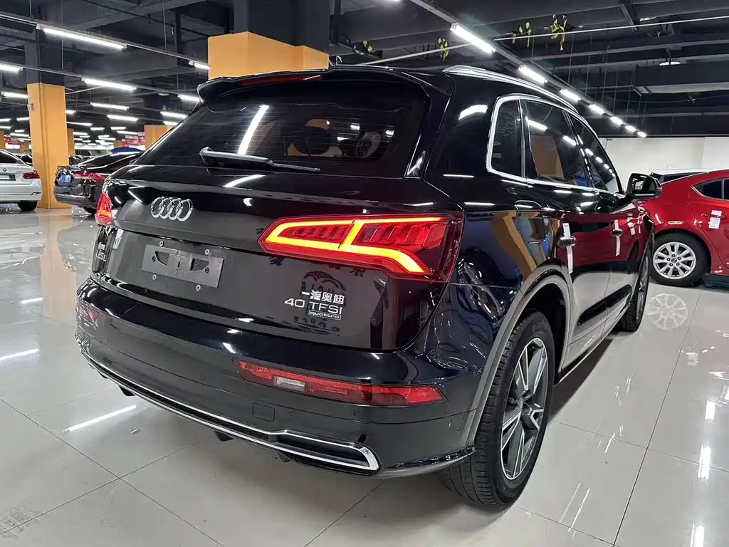 Audi Q5L — миниатюра 12