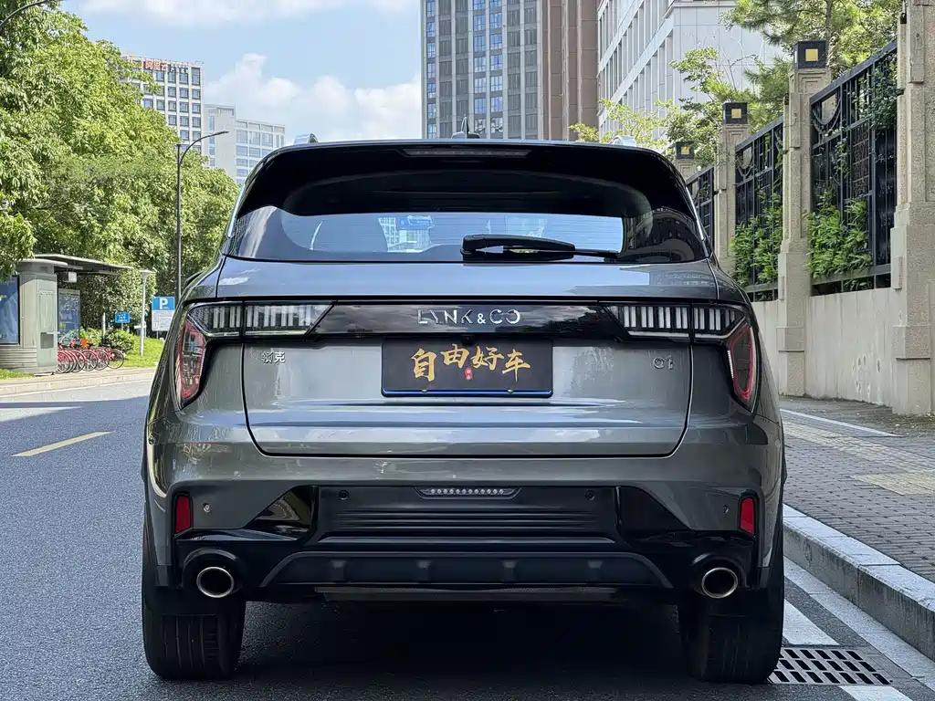 Lynk & Co 01 — миниатюра 22