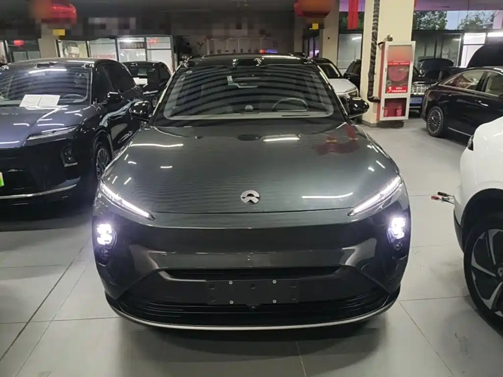 NIO ES8 — миниатюра 3
