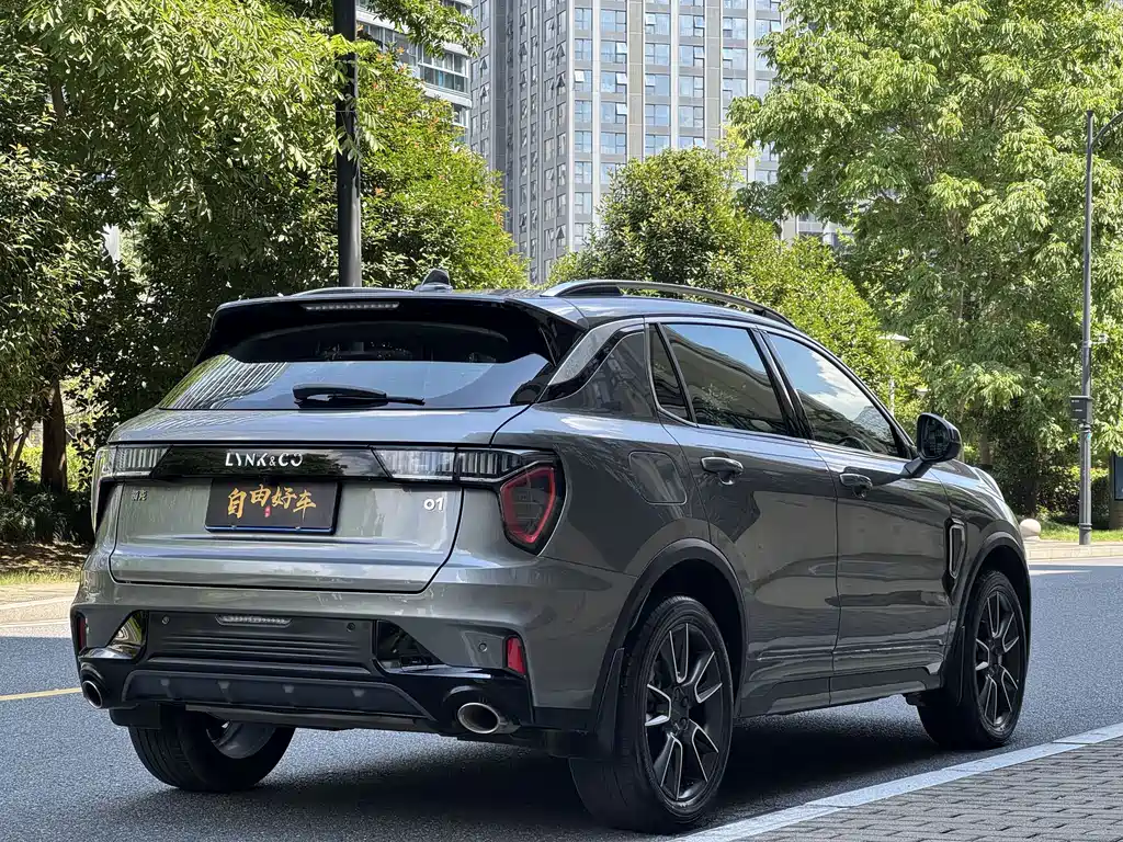 Lynk & Co 01 — миниатюра 21