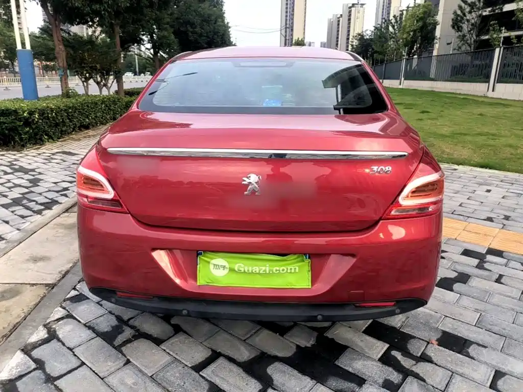 Peugeot 308 — миниатюра 6