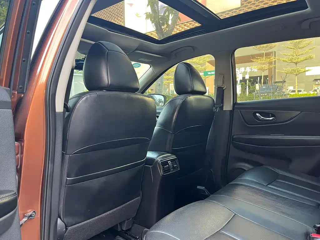 Nissan X-Trail — миниатюра 16