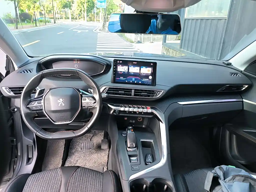 Peugeot 4008 — миниатюра 10