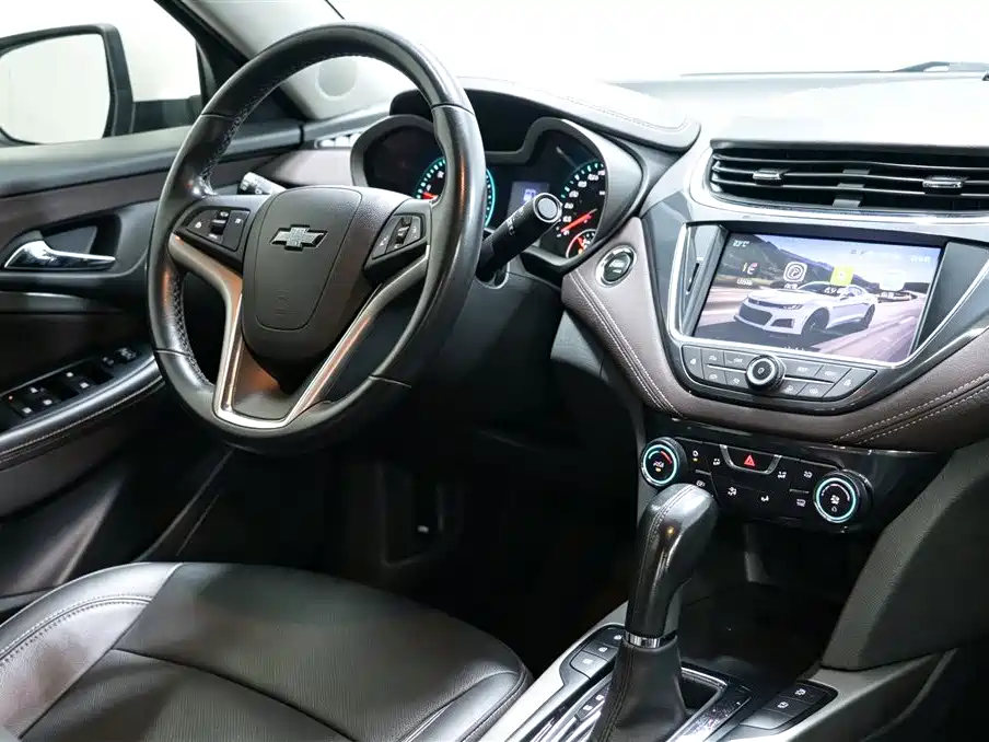 Chevrolet Malibu — миниатюра 10