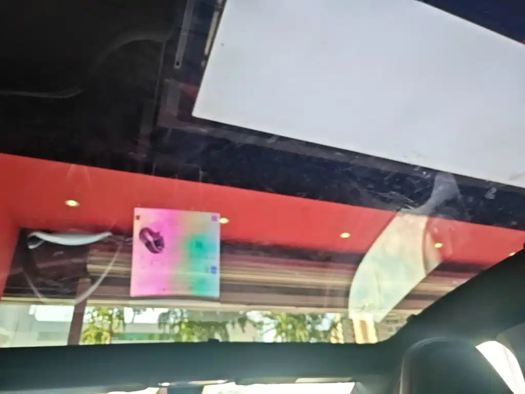 Tesla Model Y L — миниатюра 18