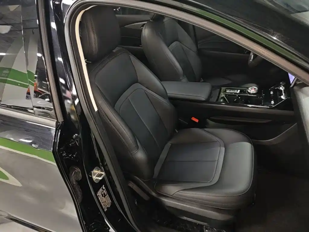 Wuling Xingguang — миниатюра 25